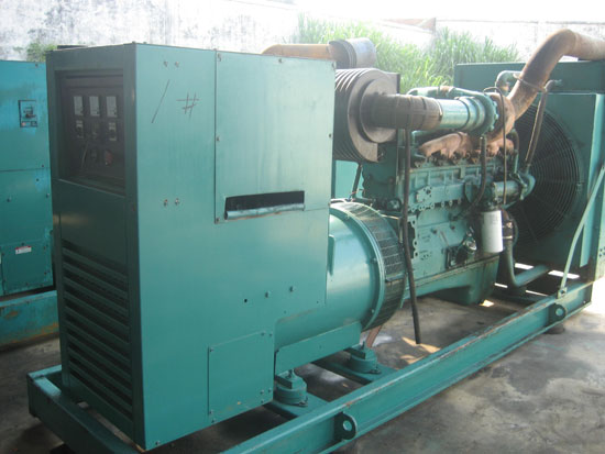 海陵租赁发电机- 发电机碳刷磨损的原因是什么