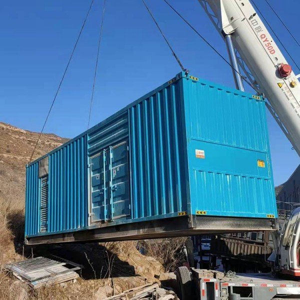 海陵发电机的发电效率受多种因素影响，主要包括以下几个方面：