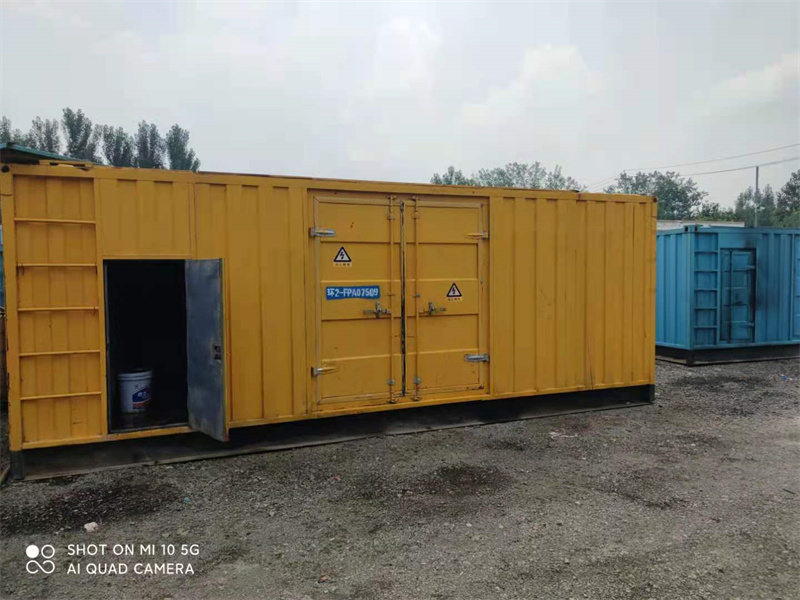 海陵200KW柴油发电机组需要配备什么型号的电缆线？