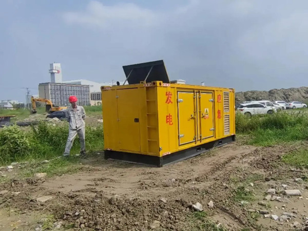 海陵冬季低温环境下，发电机组启动电瓶的容量需求是否会增加？