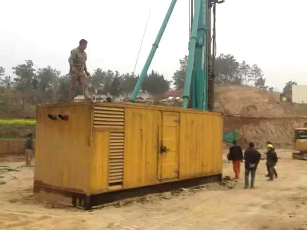 海陵如何判断水冷式机油散热器密封件是否需要更换？