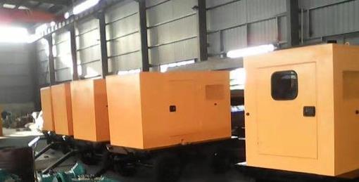 海陵柴油发电机组冬季启动后需要进行哪些检查和操作？